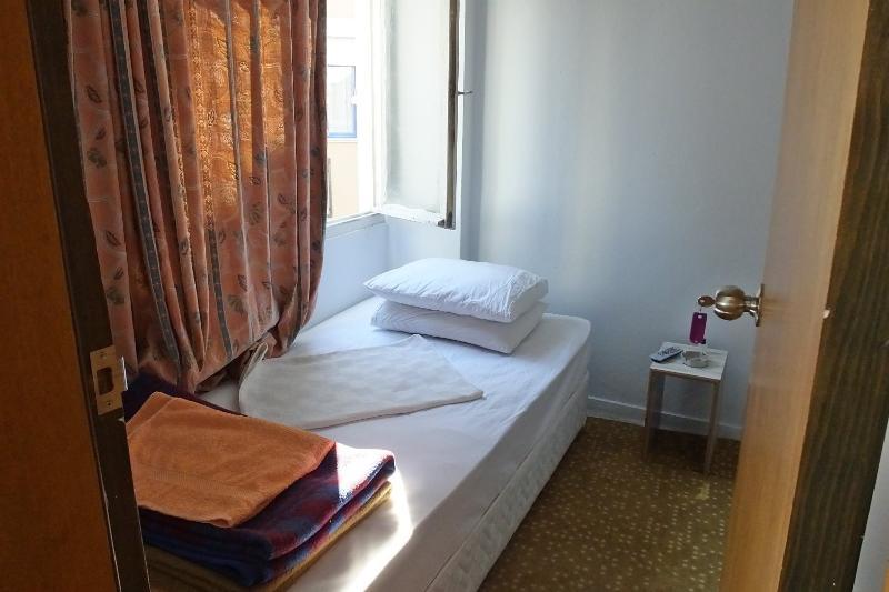Aziz Pansiyon Antalya Luaran gambar